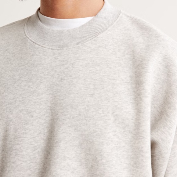 Essential Crew - Picture 2 of 9